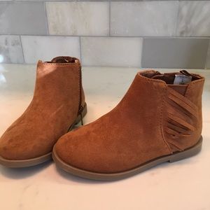 Toddler girls size 9 boots